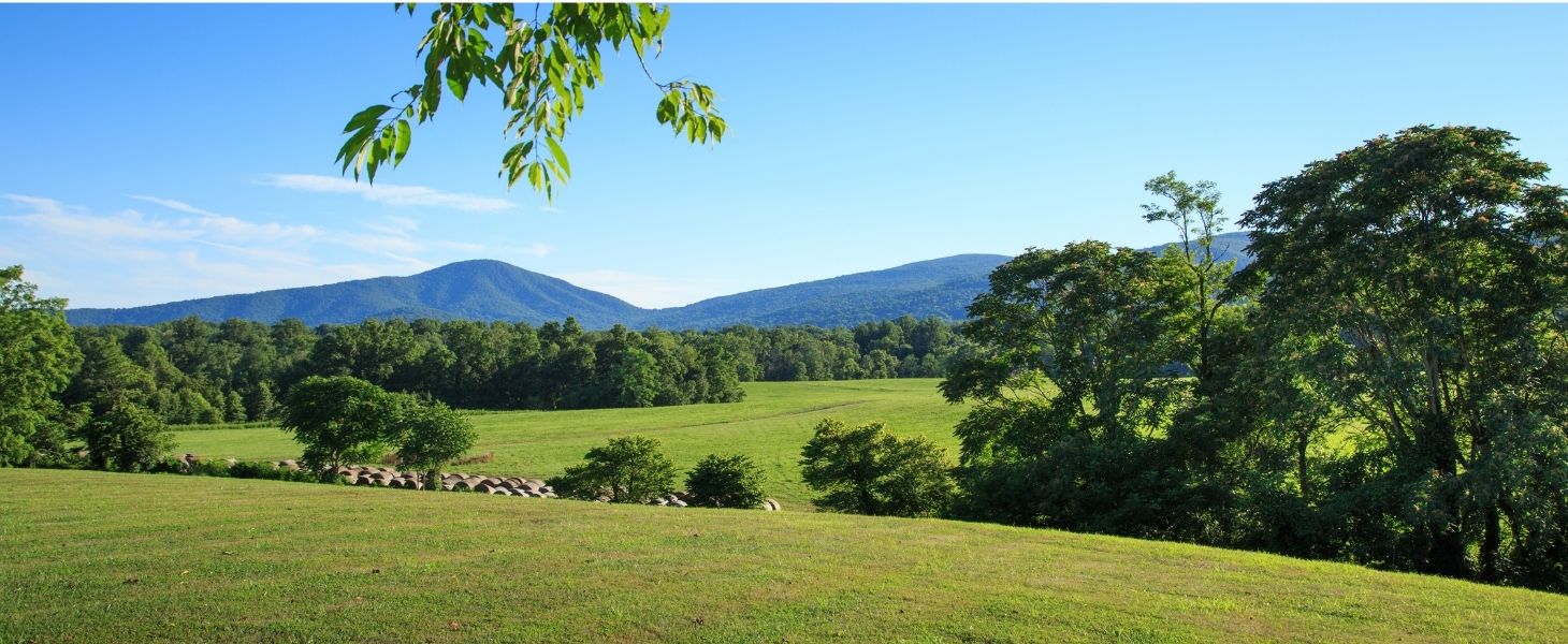Scenic Blue Ridge Mountain views from Glen Gordon Manor