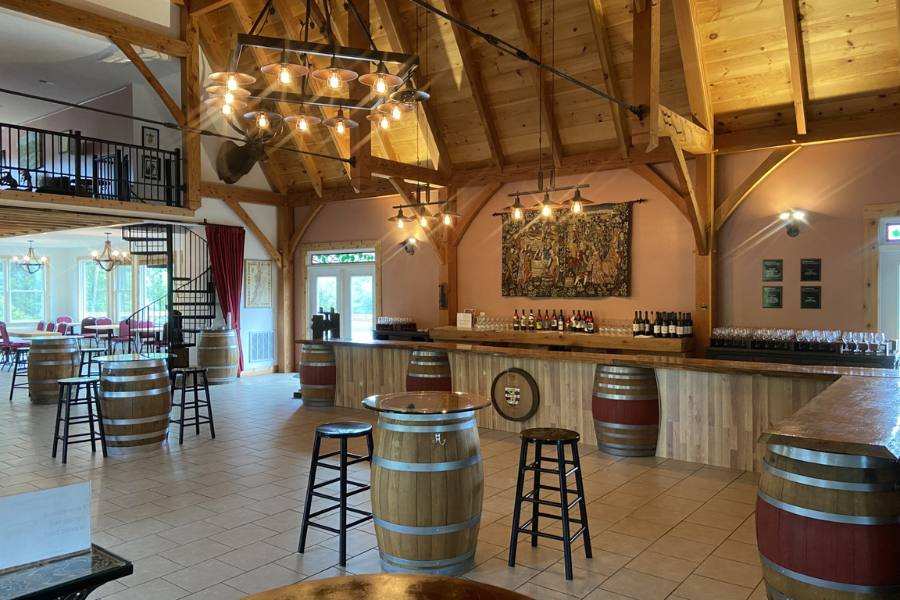 Quièvremont Vineyard Tasting room
